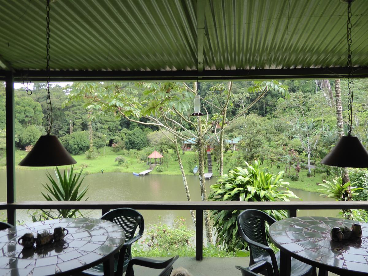 Lucky Bug Bed And Breakfast Nuevo Arenal Exterior photo